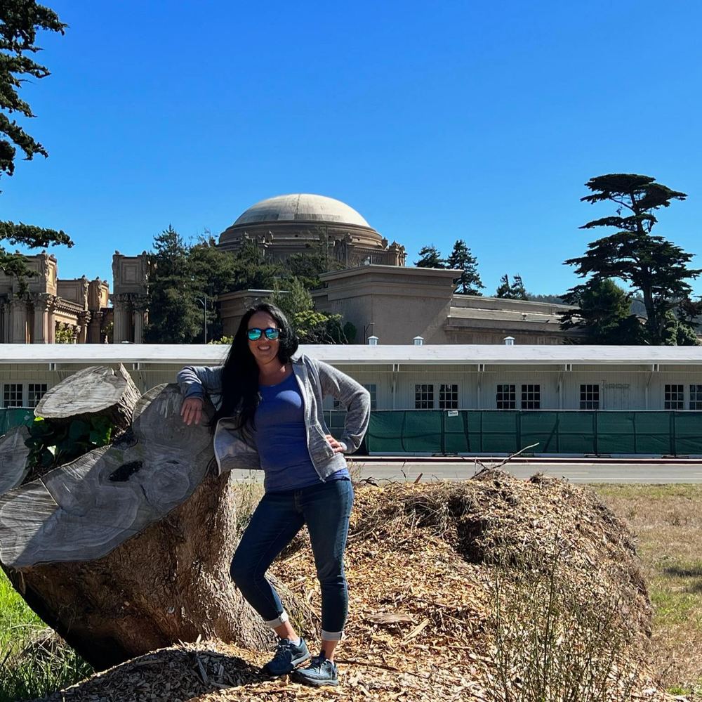 Meet your Posher, Lonni